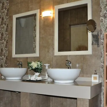 Elite * Hersonissos (Crete)